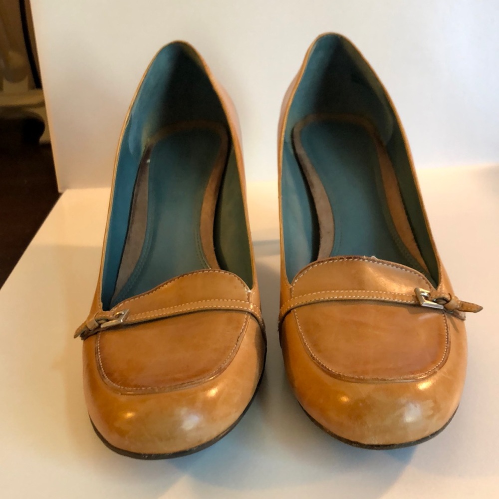 Naturalizer Scarlet Pumps